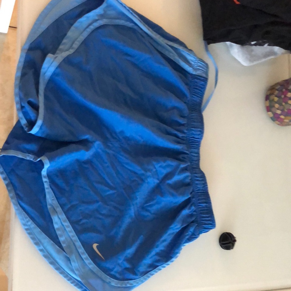 nike shorts blue